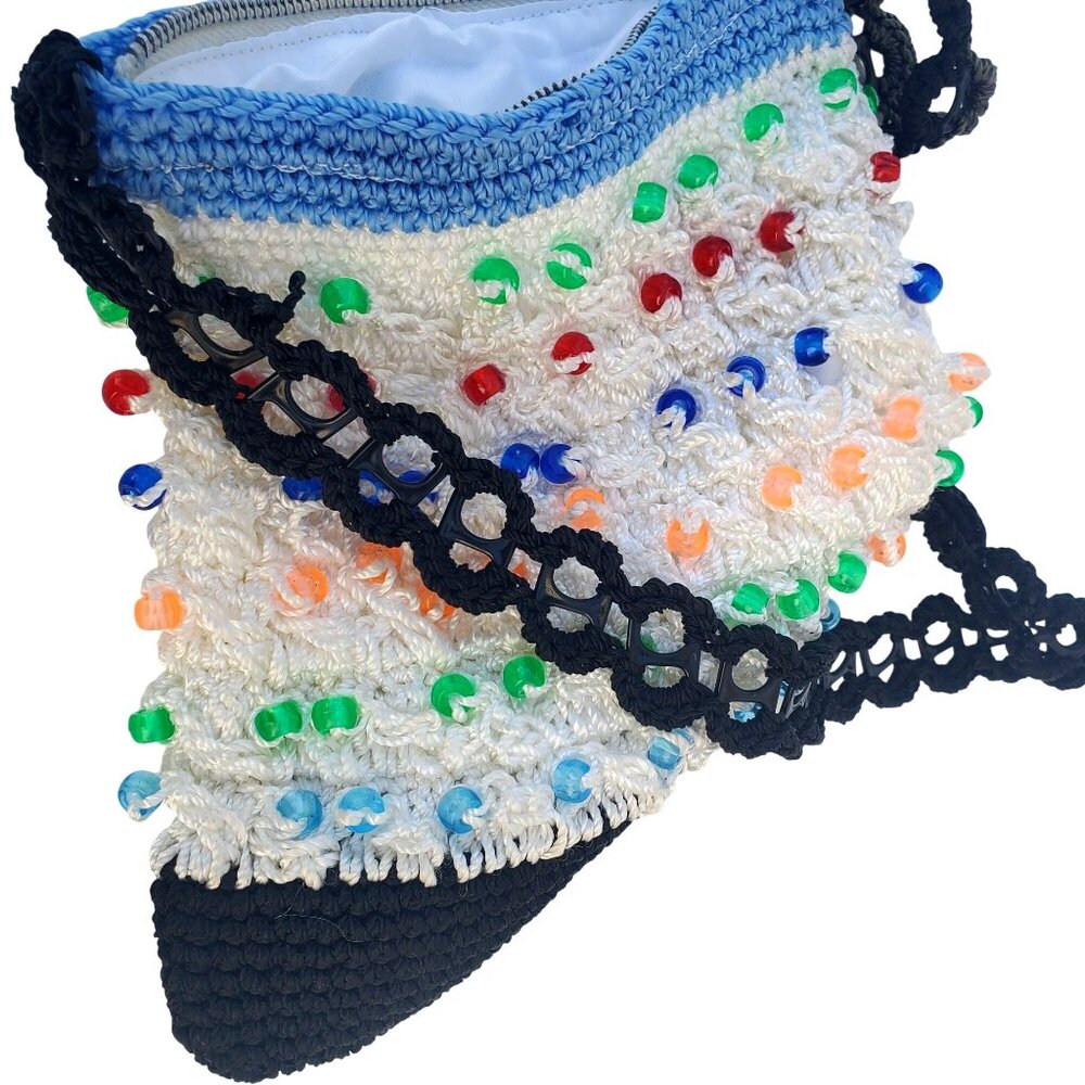 Crocheted Beaded Crossbody Purse Soda Can Beer Tab Strap Black White Blue - Picture 9 of 10
